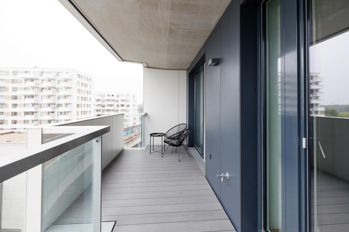 Lovely Apartment In Marina Tower - 10Min To City Center Βιέννη Εξωτερικό φωτογραφία
